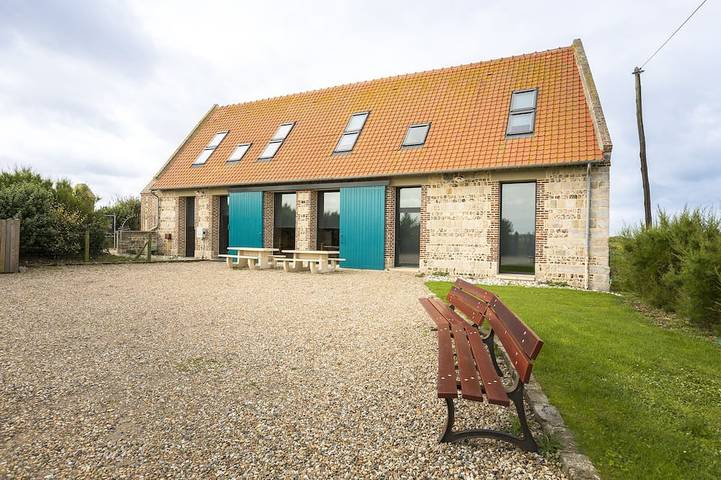 Location de vacances pour 12 personnes, avec terrasse et jardin à Saint-Aubin-sur-Mer (Seine-Maritime)