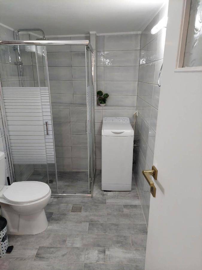 Appartement entier, Two-Bedroom Apartment in Aigio, Achaïe