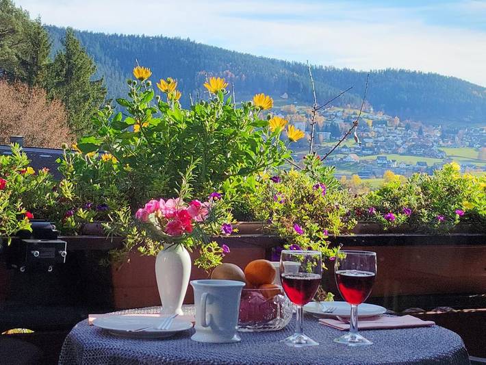 Ferienwohnung für 2 Personen, mit Balkon und Ausblick