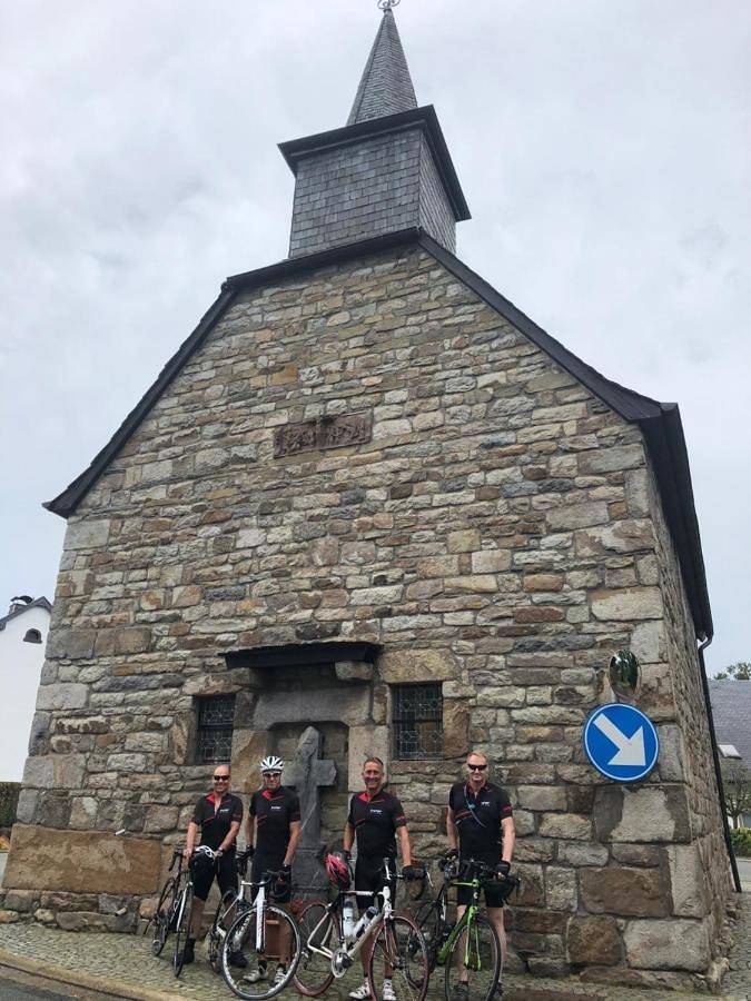 Gîte pour 6 personnes, avec terrasse ainsi que jardin et vue à Amblève - 2