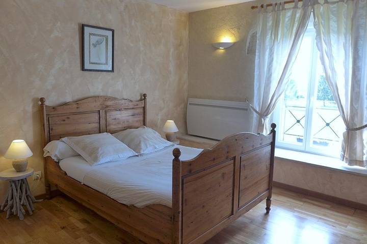 Location de vacances pour 2 personnes, avec jardin dans Frampas