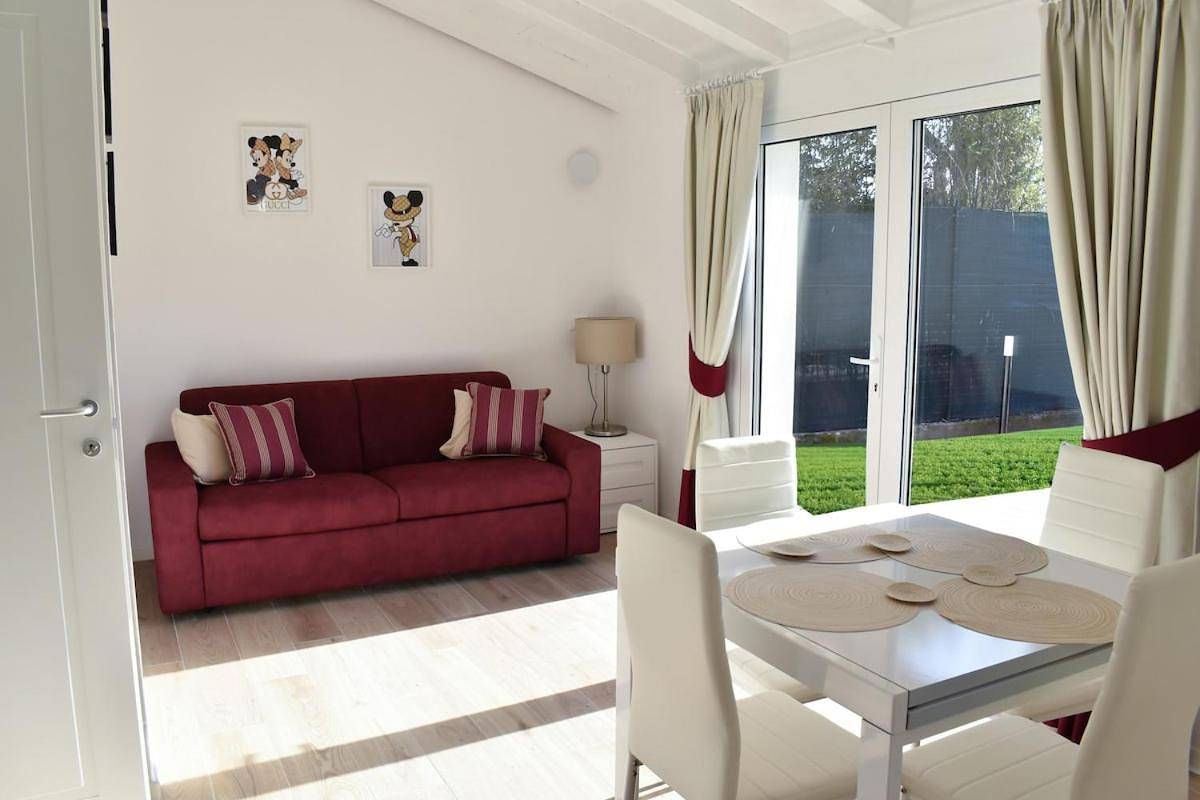 One-Bedroom Villa in Forte dei Marmi, Riviera Toscana