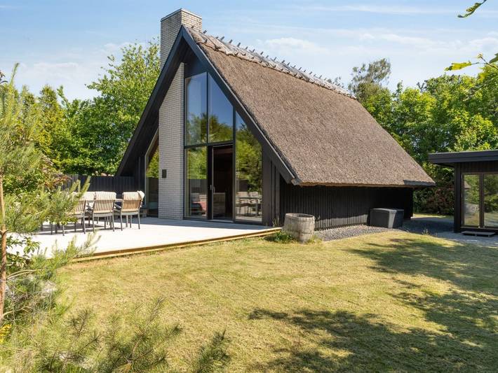 Ferienhaus für 8 Personen, mit Terrasse