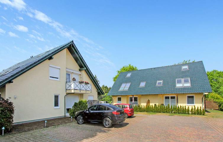 Apartamento vacacional entero, Acogedor apartamento con terraza y aparcamiento, a 2 km de la playa de Zinnowitz in Zempin, Usedomer Norden