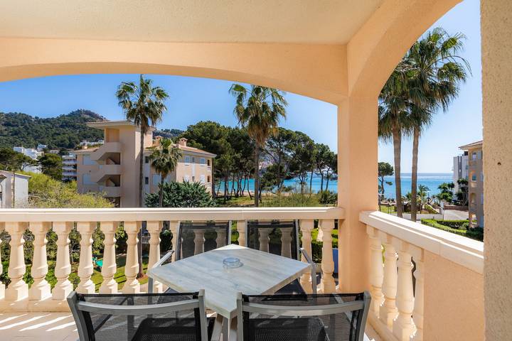 Apartamento de vacaciones para 5 personas, con balcón además de jardín y piscina para niños - 1