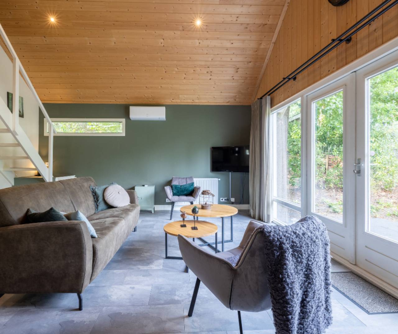 Mooi 4 persoons chalet op de Veluwe nabij Hoenderloo in Veluwe