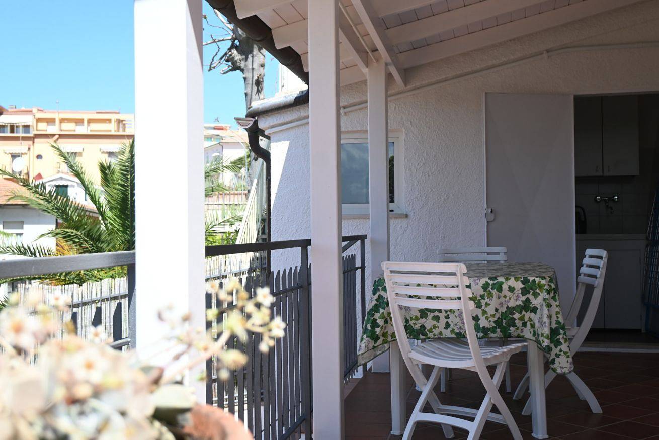 Entire apartment, N278 - Numana, delightful two-room apartment in the historic centre in Numana, Riviera del Conero