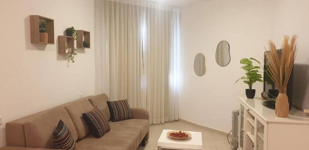 Gîte pour 4 personnes, avec vue ainsi que balcon et vue sur le lac à Tibériade - 2