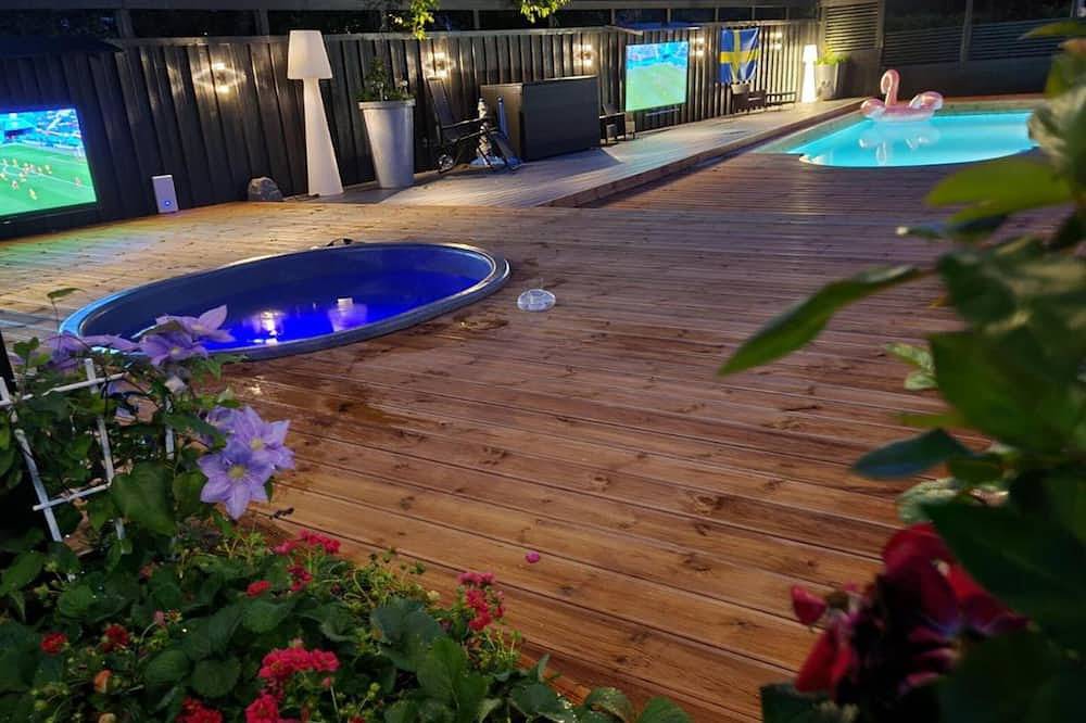 Villa för 16 Personer in Huddinge, Svenska Östersjön