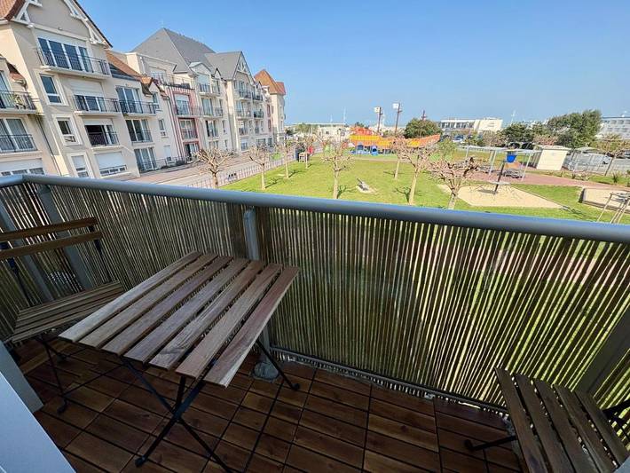 Gîte pour 4 personnes, avec terrasse et vue, animaux acceptés dans Thalazur (Ouistreham)