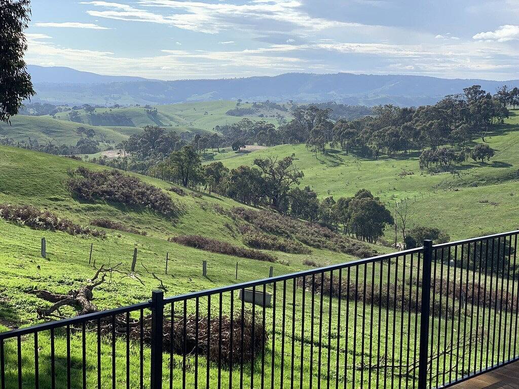 130 Hektar Farm bleiben eine Stunde von Melbourne Cbd in Shire of Mitchell