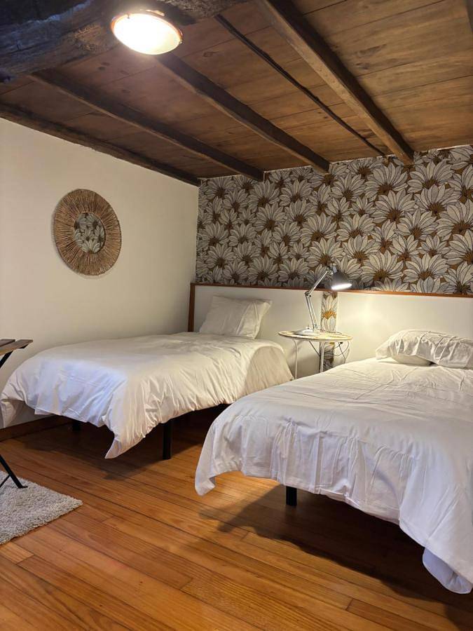 Casa rural para 8 personas, con vistas además de piscina para niños y jardín en Provincia de Lugo - 3