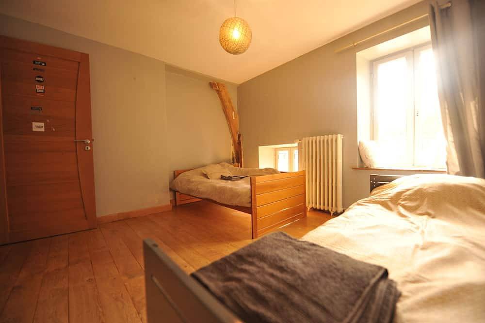 Maison de campagne, 12 places, Vézelay, Bourgogne in Chamoux, Arrondissement d'Avallon