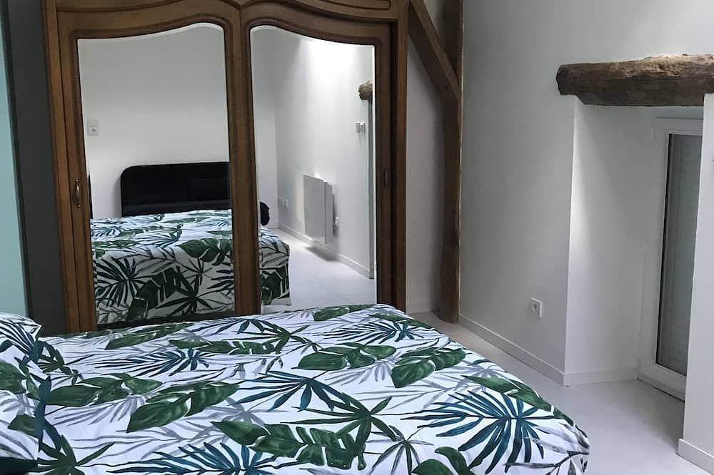 Gîte la ferme de Palhères Oubliez vos soucis dans ce logement spacieux et serein in Rocles (Languedoc-Roussillon), Région de Mende