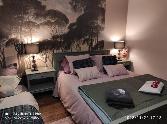 Location de vacances pour 7 personnes, avec jardin dans Pure