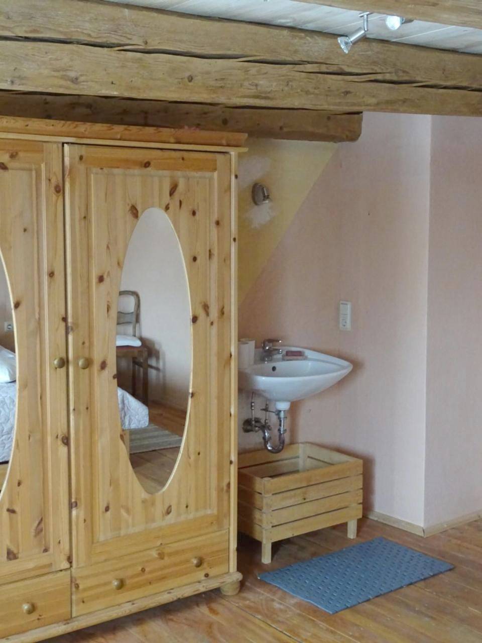 Ganze Wohnung, Three-Bedroom Apartment in Hermsdorf, Osterzgebirge