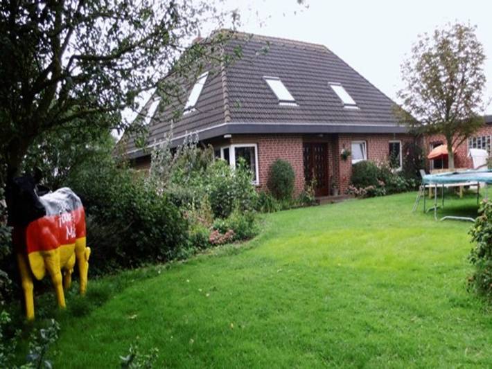 Bauernhof für 4 Personen, mit Balkon/Terrasse und Terrasse sowie Garten in Büsum-Wesselburen