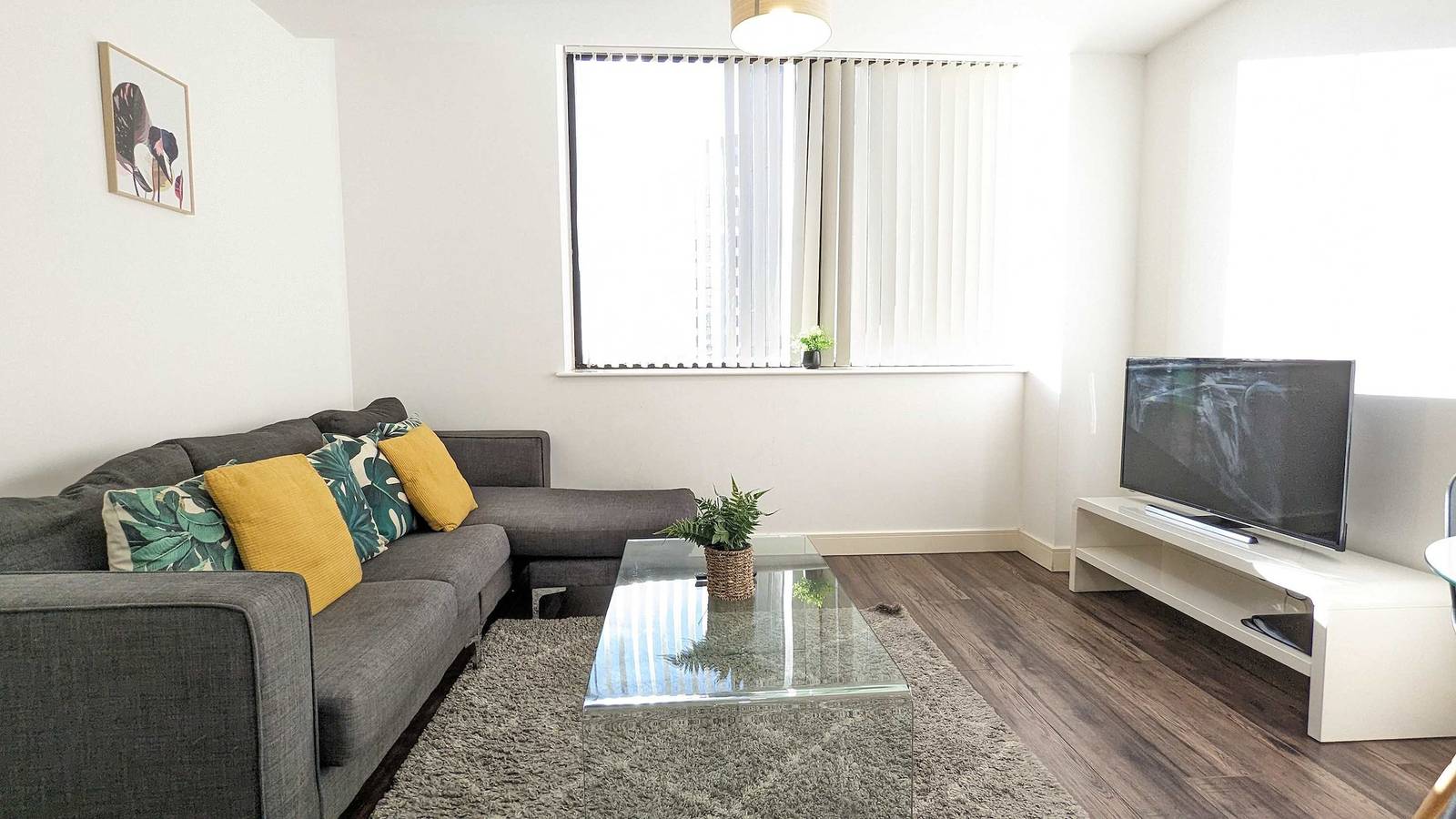 Entire apartment, Five Ways Modern 1 bed with Parking, pet-friendly in Birmingham, Birmingham Area