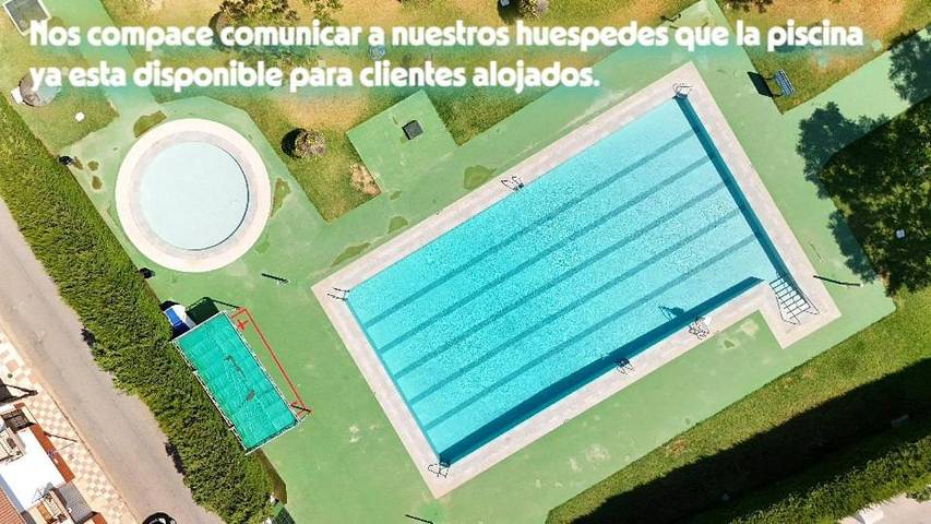 Hotel para 4 personas, con terraza además de piscina y vistas - 1