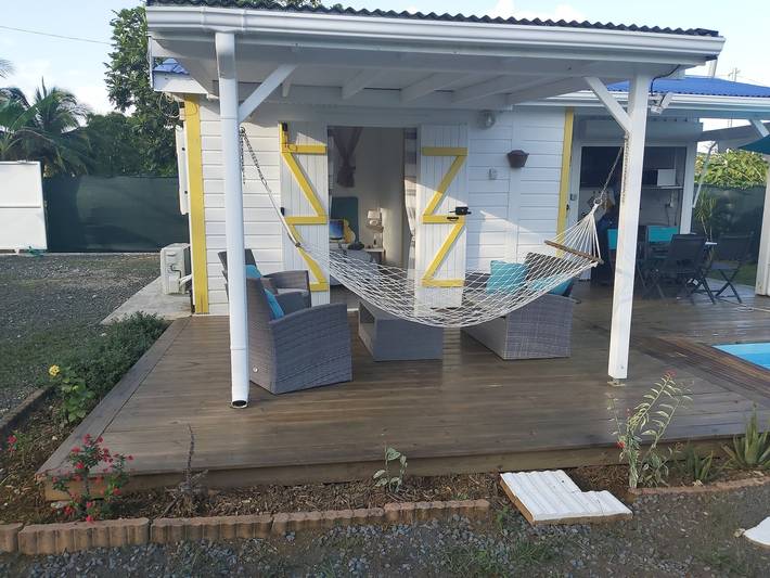 Location de vacances pour 2 personnes, avec piscine et terrasse à Sainte-Rose - 3