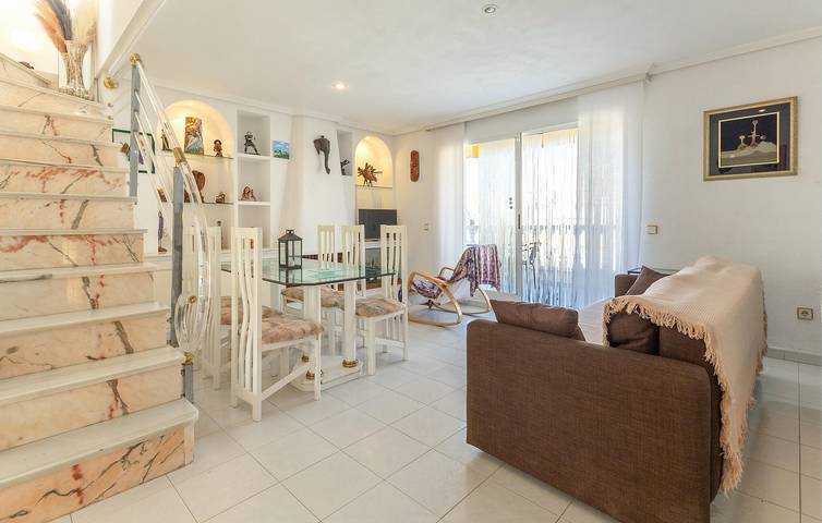 Appartement confortable avec piscine à distance de marche de la plage de Platja La Roqueta in Playa Moncayo, Guardamar del Segura