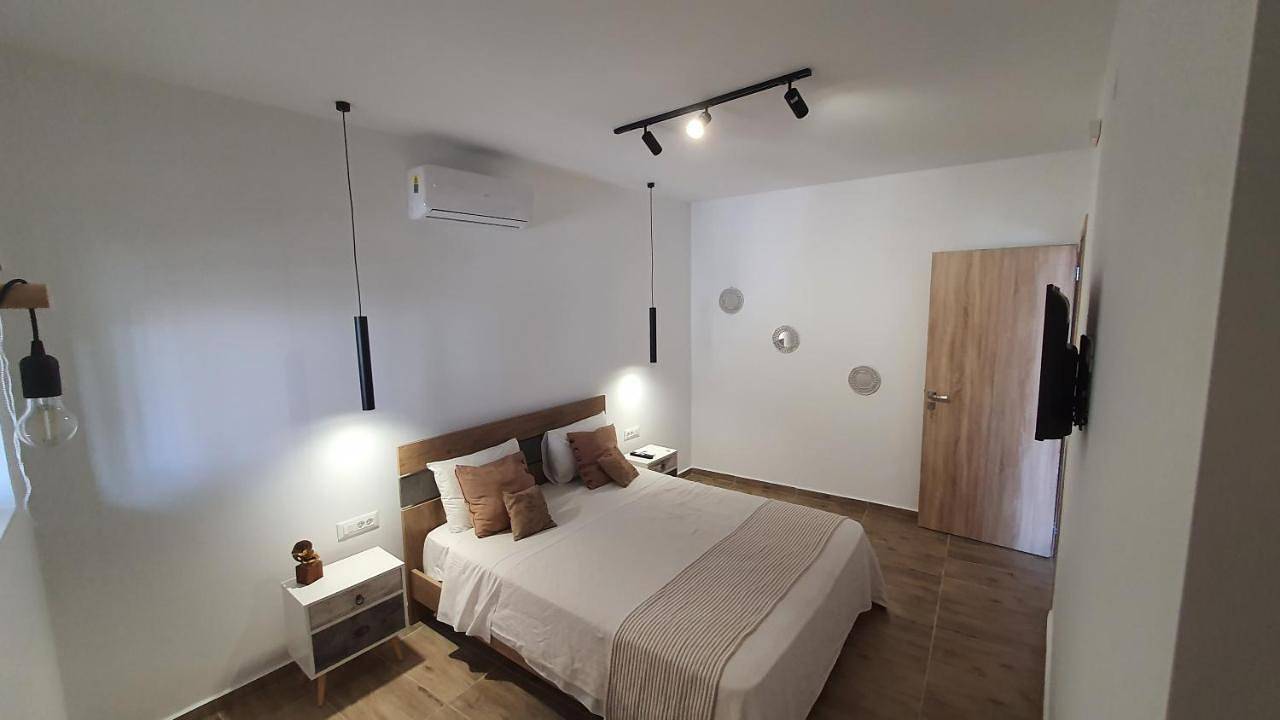Elizabeth Suites in Agioi Apostoli, Chania und Umgebung