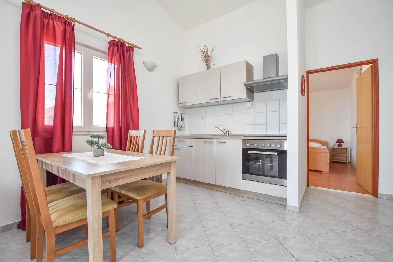 Ganze Wohnung, Apartments Anita in Ugrinici, Tkon