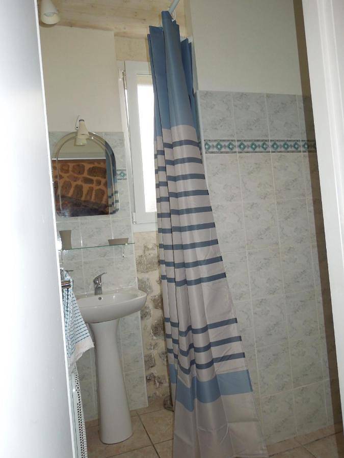 Location de vacances pour 2 personnes, avec jardin ainsi que terrasse et vue à Antraigues-sur-Volane - 4