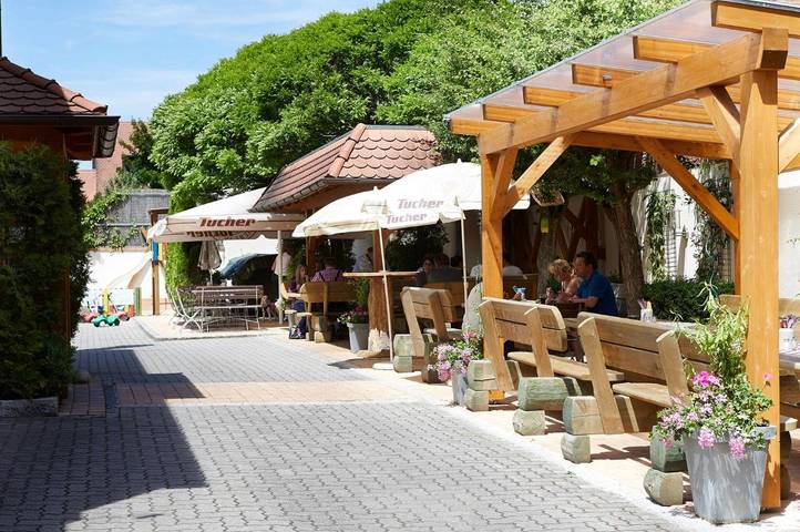 Ferienhaus für 2 Personen, mit Terrasse und Garten sowie Ausblick