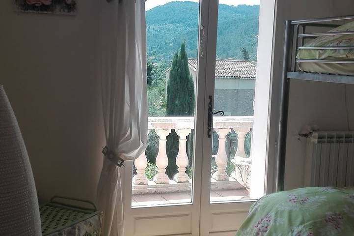 Große und lebhafte Familienvilla im Herzen der Provence in Solliès-Toucas, Mittelmeerküste (Frankreich)