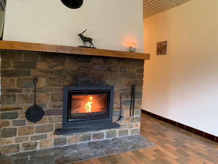 Location de vacances pour 6 personnes, avec jardin et vue à Rochehaut - 4