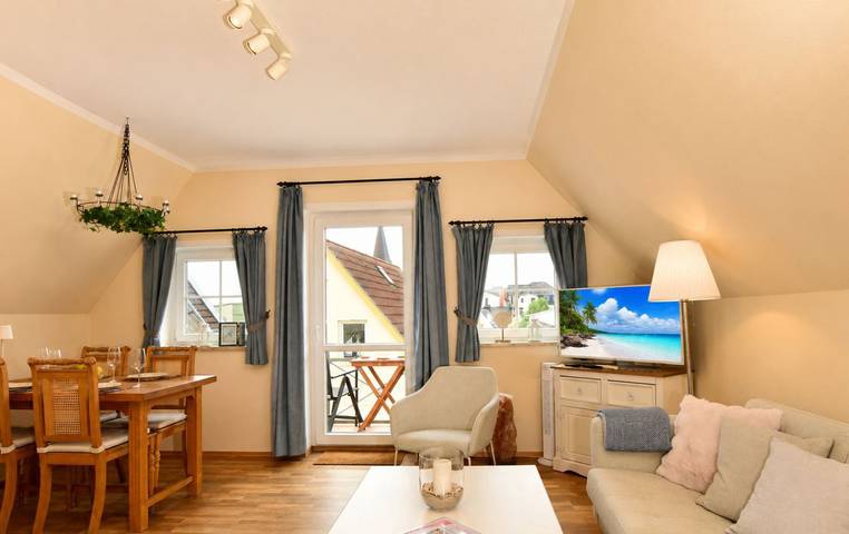 Apartamento entero, Ferienwohnung mit Tiefgarage direkt unter dem Haus in Warnemünde Strand, Rostock