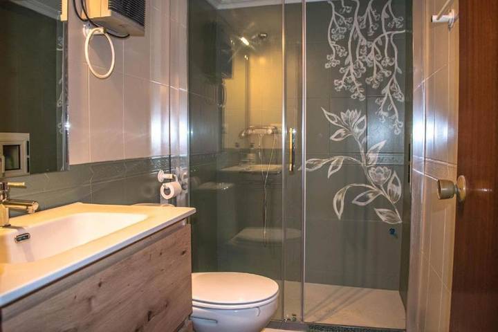 Casa rural para 12 personas, con terraza y vistas, Se admiten mascotas en Quesada - 2