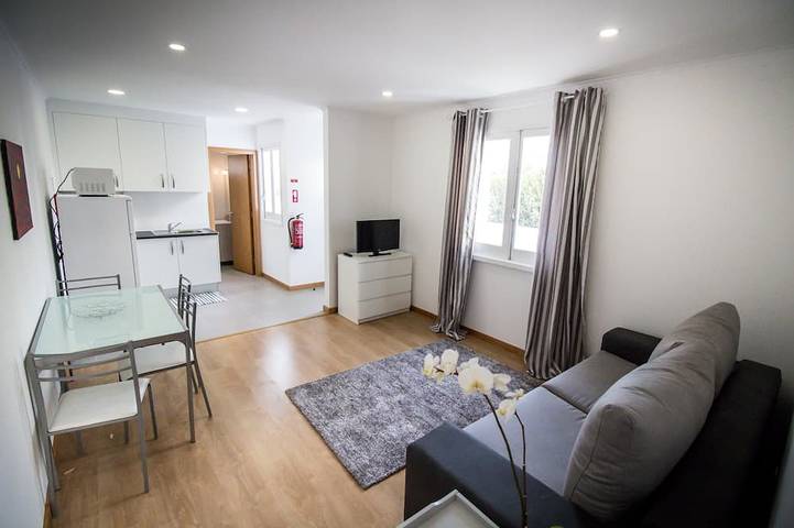 Apartamento de férias para 4 pessoas, com jardim em Ponta Delgada