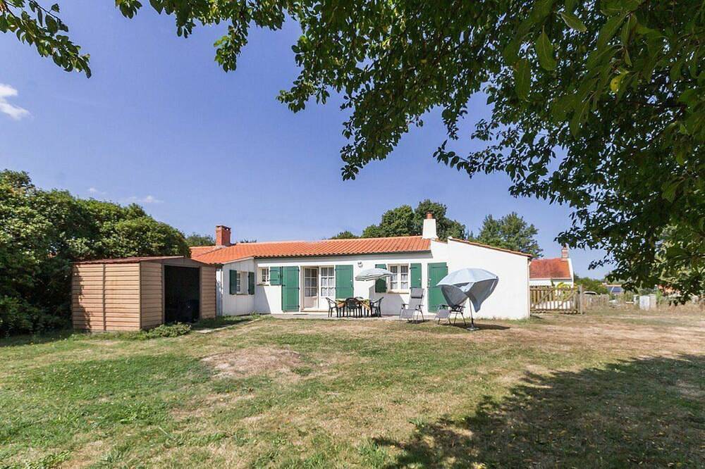 Gîte au Calme avec Jardin, Proche Plages, 2 Chambres, Vélos et Randonnées à Machecoul in Machecoul-Saint-Même, Région de Nantes