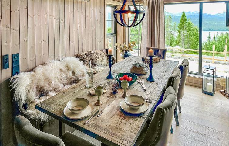 Feriehus for 8 personer med terrasse in Sør-Fron 