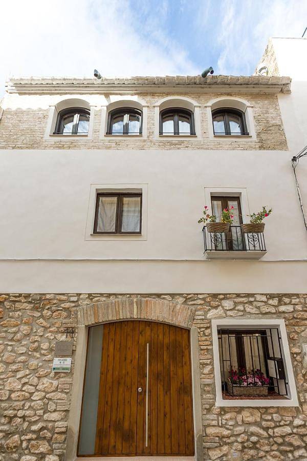 Casa rural para 9 personas, con vistas y balcón en Tivenys