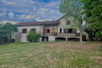 Gîte pour 9 personnes à Tours-sur-Meymont