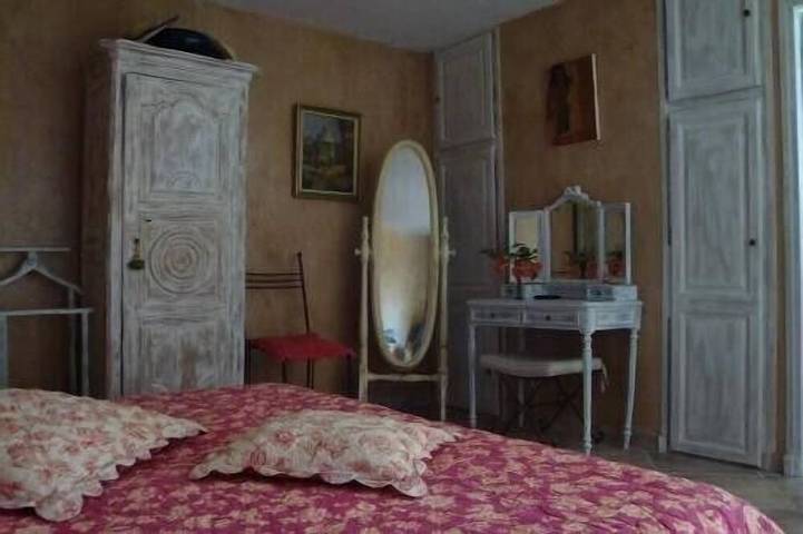 Gîte pour 4 personnes, avec jardin et piscine à Puget - 3