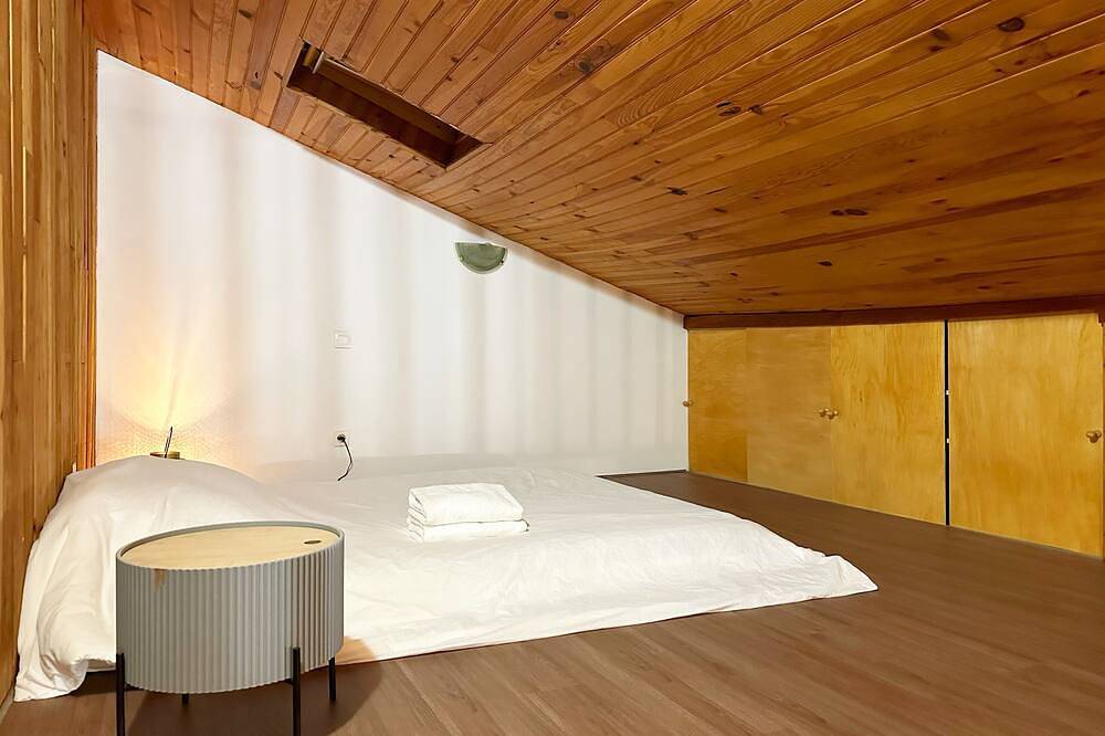 Entire apartment, Sunshine House / with private yard /150m to Metro in Bagneux, Hauts-de-Seine