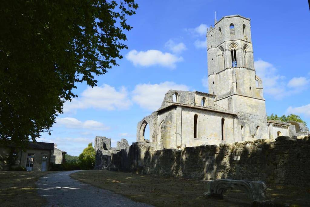 Appartement entier, La Fricatour au Domaine de Brandeau in Blasimon, Région de Langon