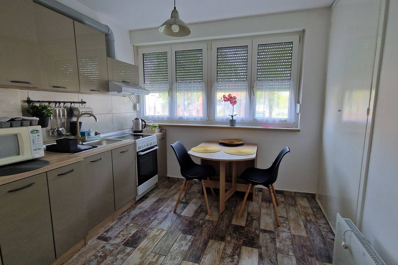 Ganze Wohnung, 1-Zimmer-Ferienwohnung mit Klima Osijek, Slavonija A-23172-a in Osijek, Osijek-Baranja