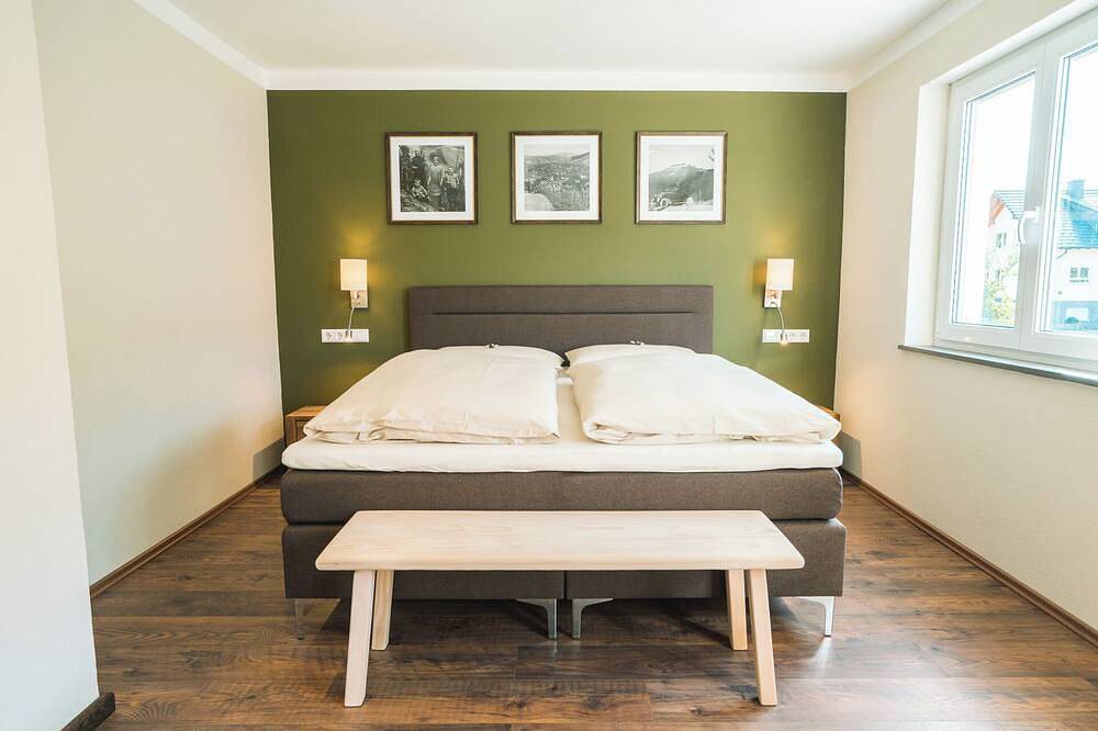 Apartamento inteiro, Apartamento \"12 Kirschen\" com terraço partilhado, jardim e Wi-Fi in Durbach, Central Black Forest