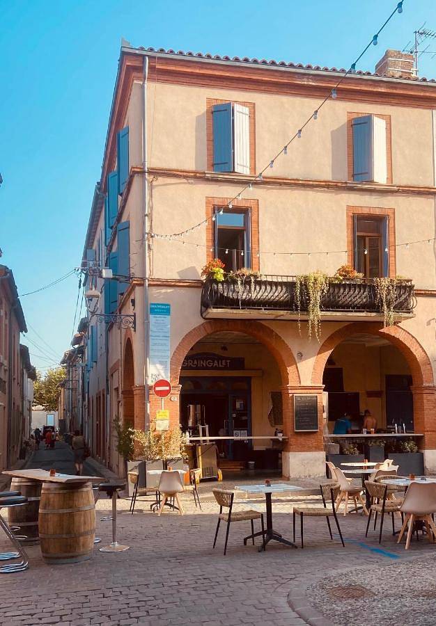 Gîte pour 6 personnes, avec balcon et vue, animaux acceptés à Carbonne
