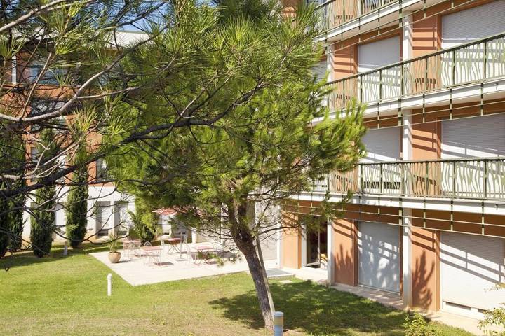 Location de vacances pour 2 personnes, avec jardin, animaux acceptés à Valence - 4