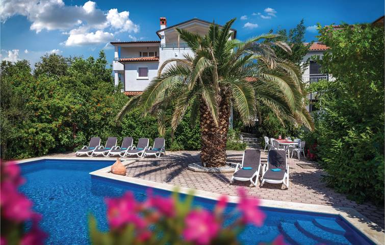 Ferienwohnung für 5 Personen, mit Terrasse in Pjescana Uvala - 2