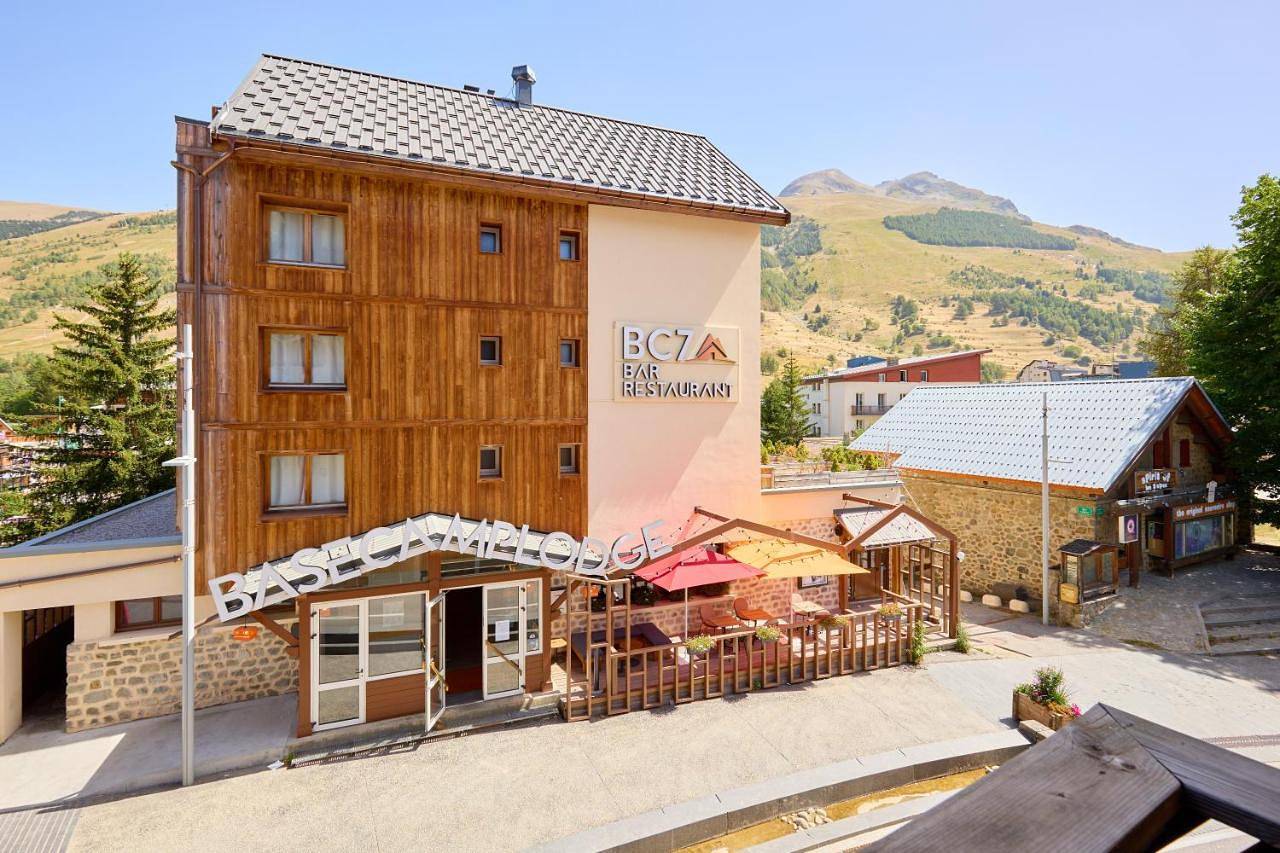 Hotel Base Camp Lodge - Les 2 Alpes in Vénosc, Les Deux Alpes