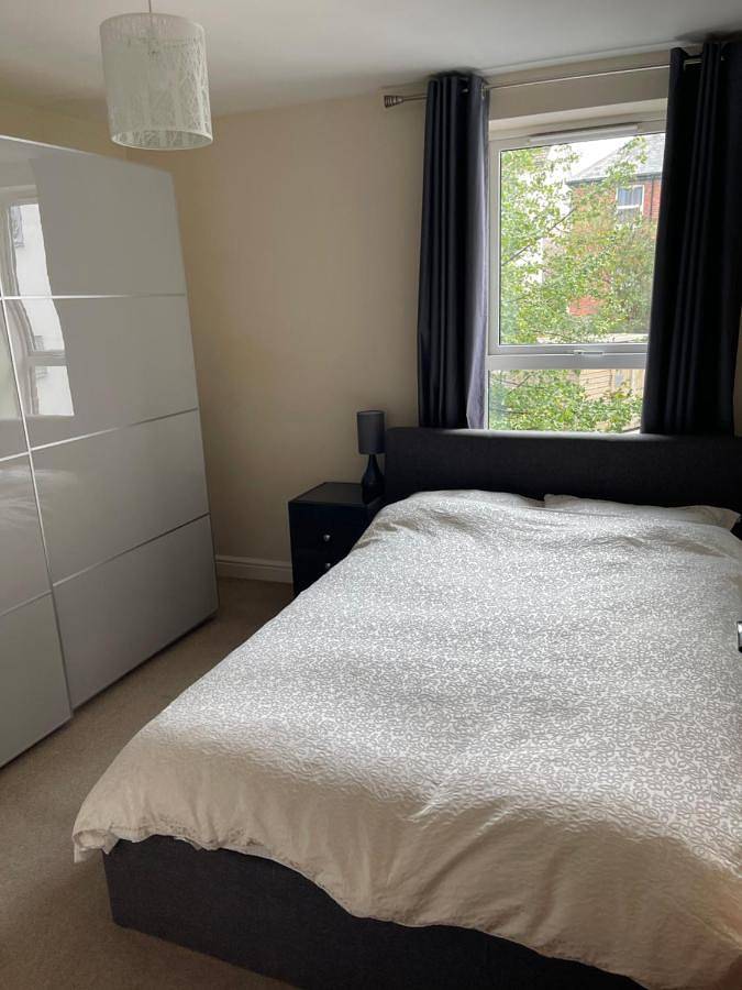 Entire holiday apartment, Double Room with Private Bathroom in Royal Tunbridge Wells, Kent