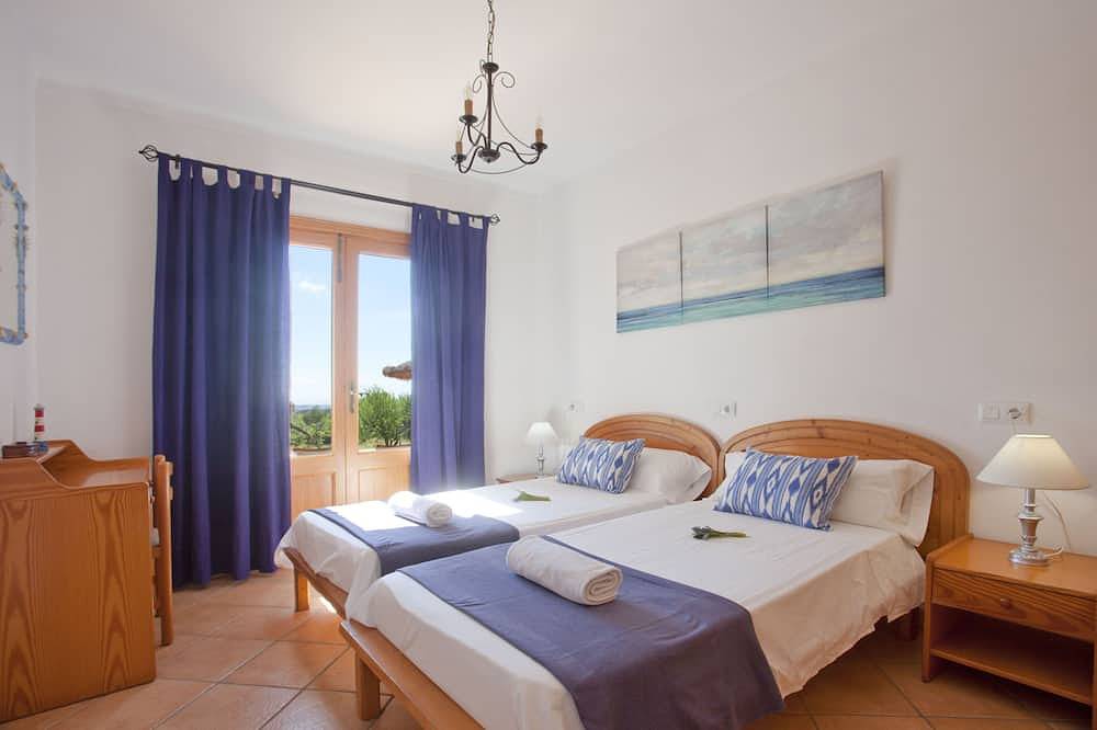 Finca mit Meerblick und Pool-Sonderangebot letzte Augustwoche in Cala d'Or, Santanyí