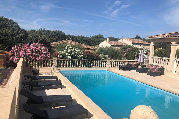 Appartement de vacances pour 8 personnes, avec piscine
